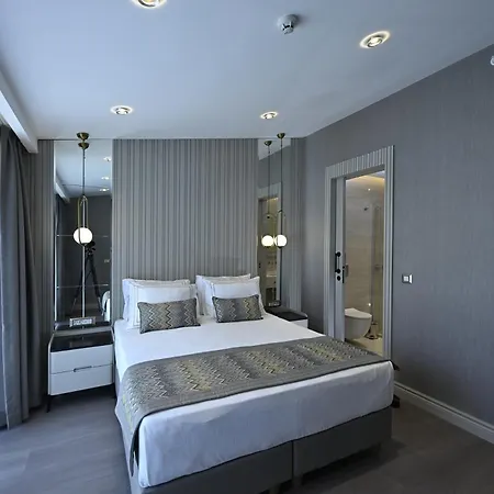 Saygin Besiktas Hotel 4*