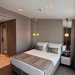 Saygin Besiktas Szálloda 4*