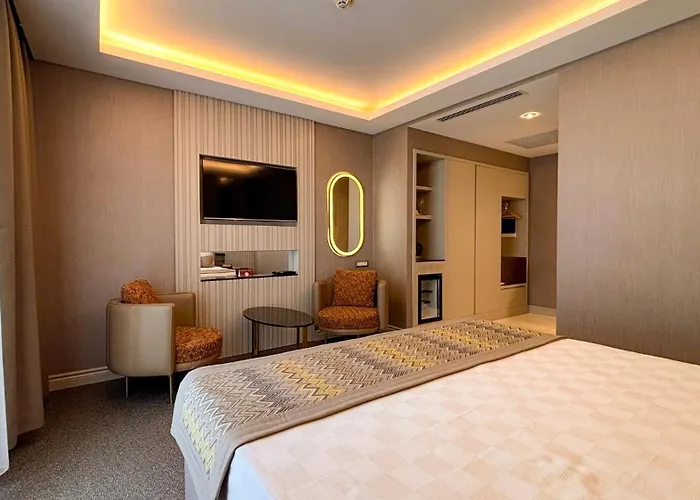 Saygin Besiktas ホテル 4*